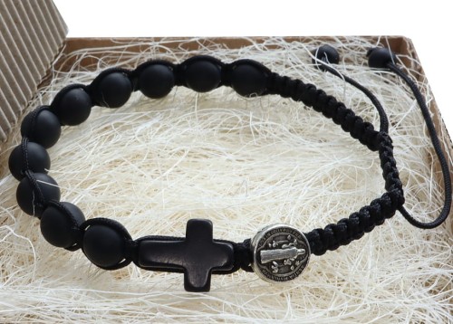 8463 RÓŻANIEC NA RĘKĘ  dziesiątka św benedykt w pudełku.jpg