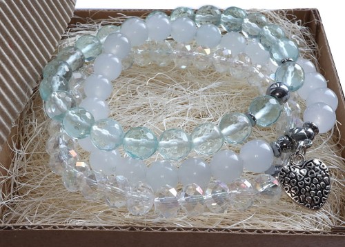 8517 - zestaw bransoletek z kamieni w pudełku Słonik.jpg