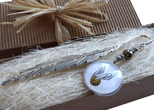 8568 ZAKŁADKA DO KSIĄŻKI harry potter złoty znicz.jpg