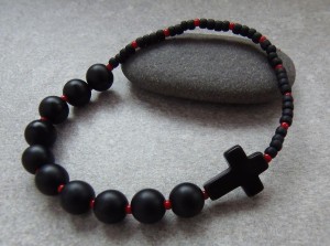 Różaniec bransoletka męska ONYKS czarno czerwony 7665 [sz9]