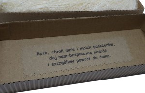 Różaniec do samochodu z kamieni w pudełku na prezent dla kierowcy 9058
